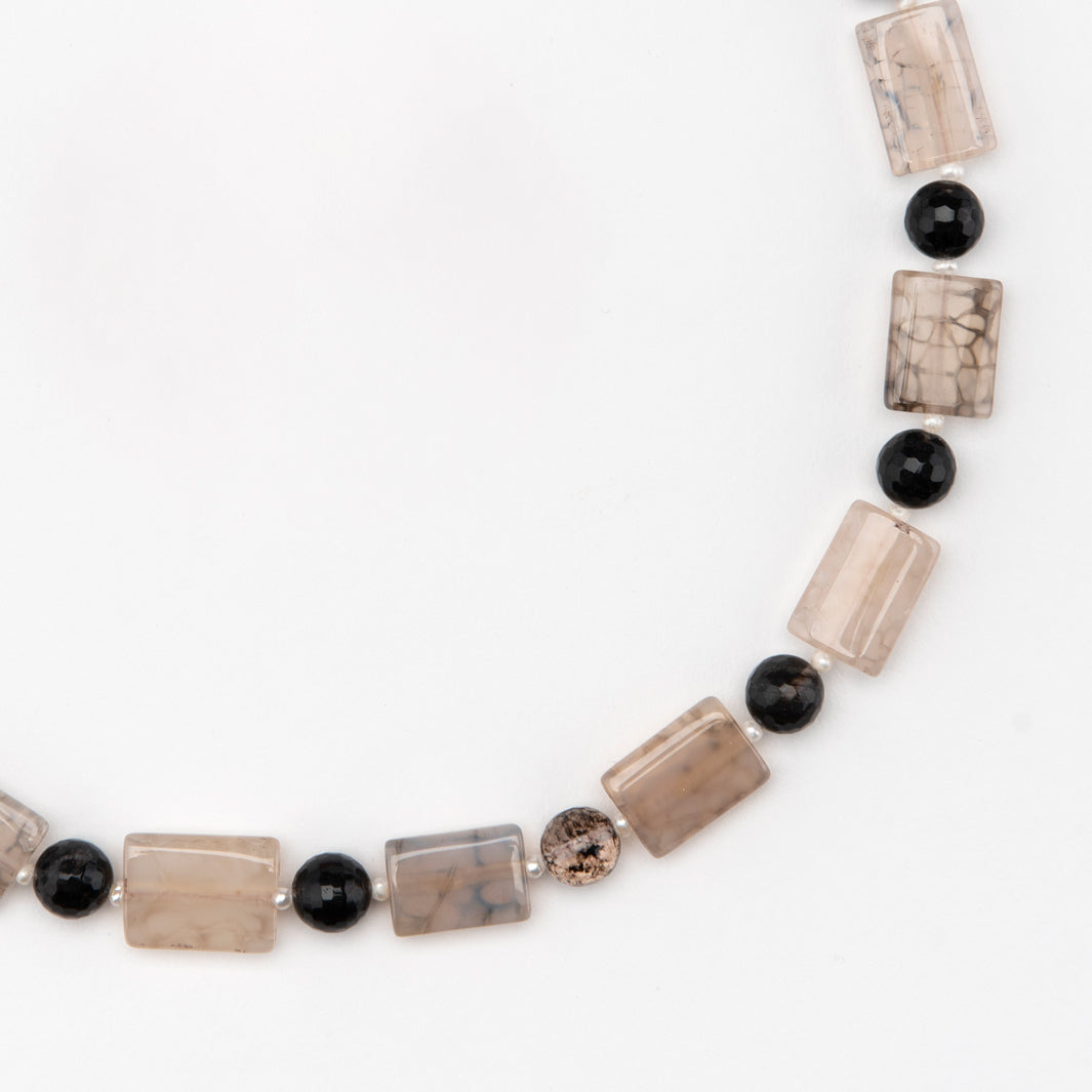 Faceted Dragon Vein Agate Quartz Necklace